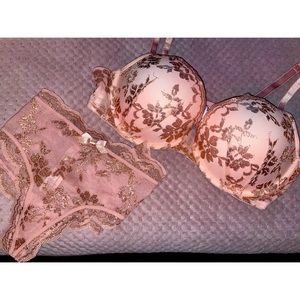 Victoria’s Secret Dream Angels Push-Up Set
